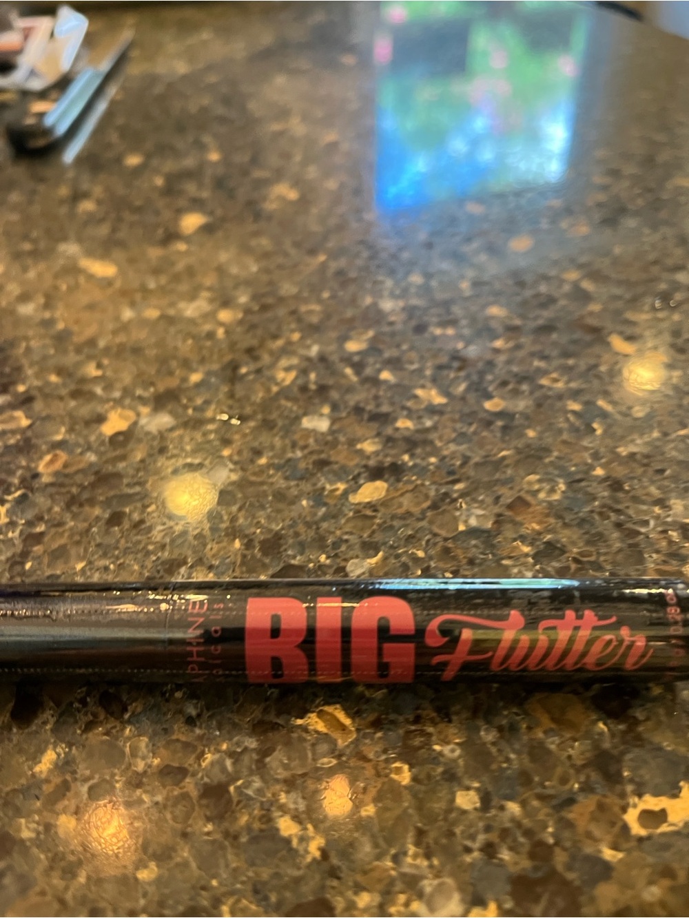 Big Flutter Mascara - Black